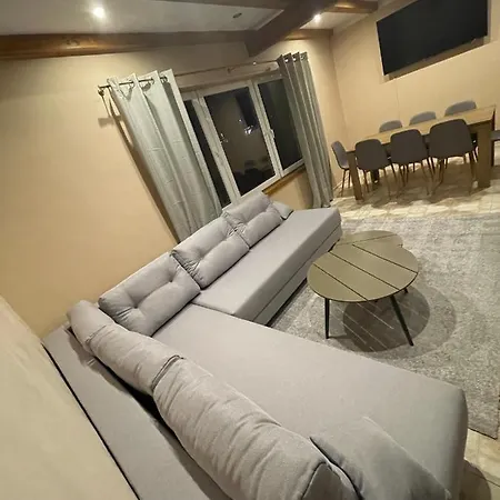 Dom Pod Swierkami * Istebna