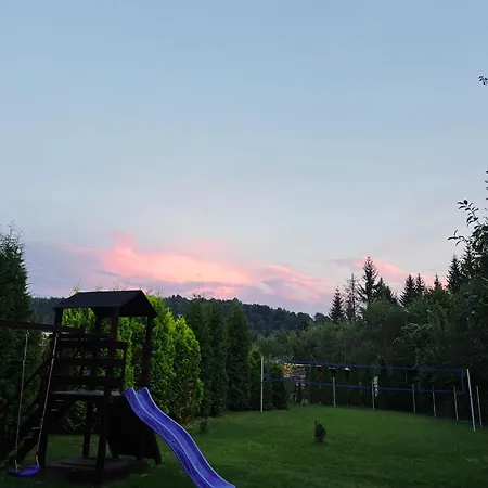 Casa de Férias Dom Pod Swierkami *