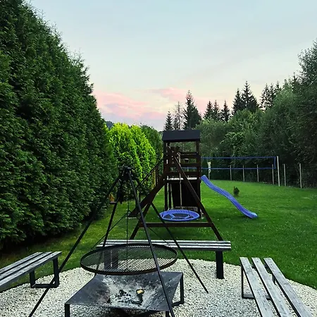 Dom Pod Swierkami * Istebna