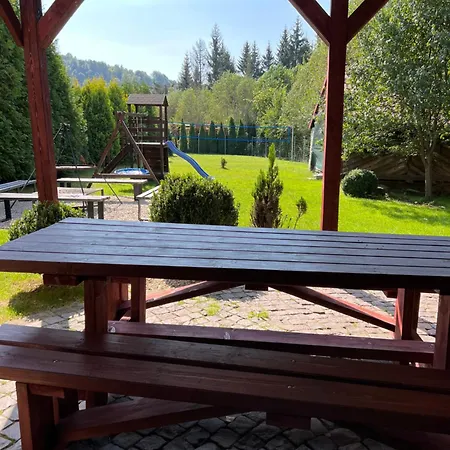 Dom Pod Swierkami Casa de Férias Istebna